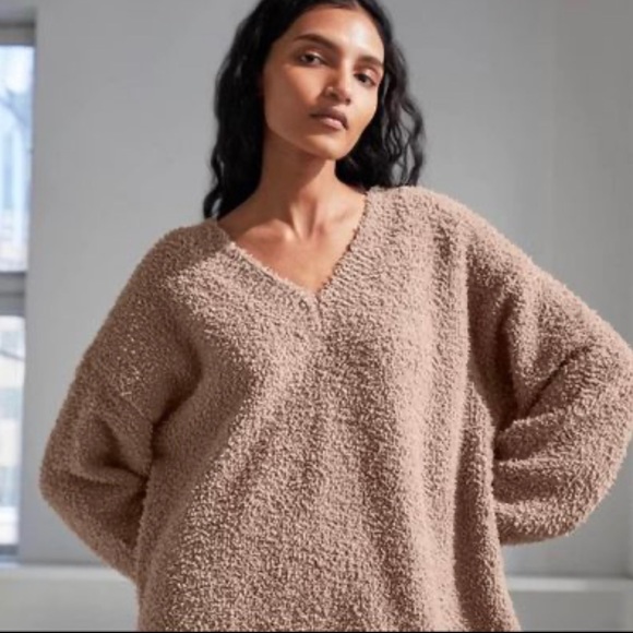 The group by babaton ARITZIA RETREAT SWEATER - Picture 3 of 4